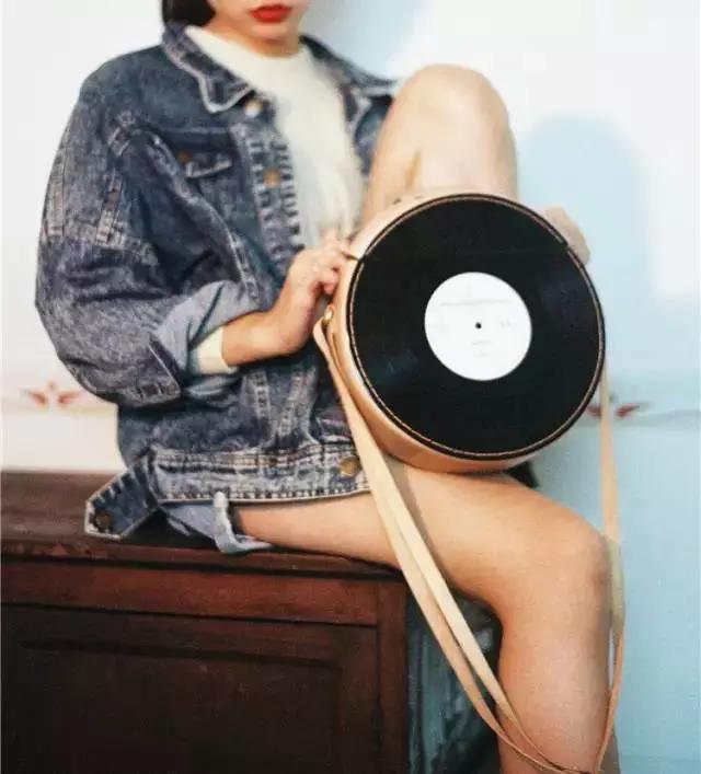 小众设计感包包新款潮时尚百搭,小众又酷设计感的包包