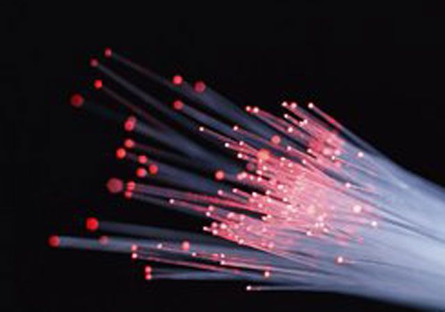 光纤入户为什么网线只亮七个,现在光纤入户的光纤长什么样