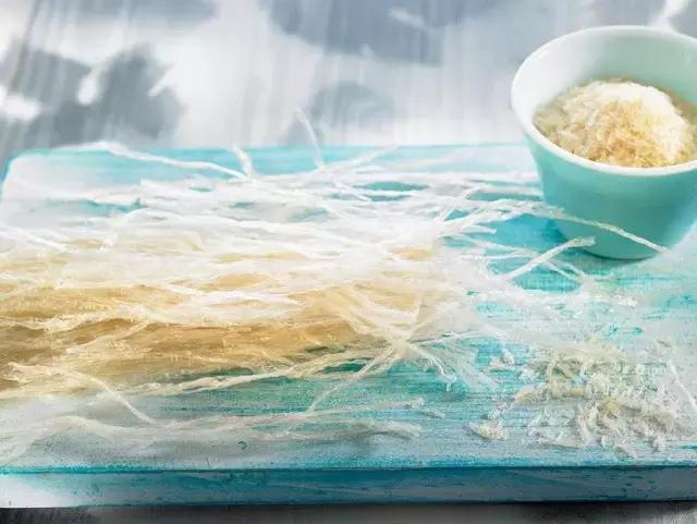 琼脂鱼胶粉和吉利丁的区别,果冻是吉利丁粉好还是琼脂好