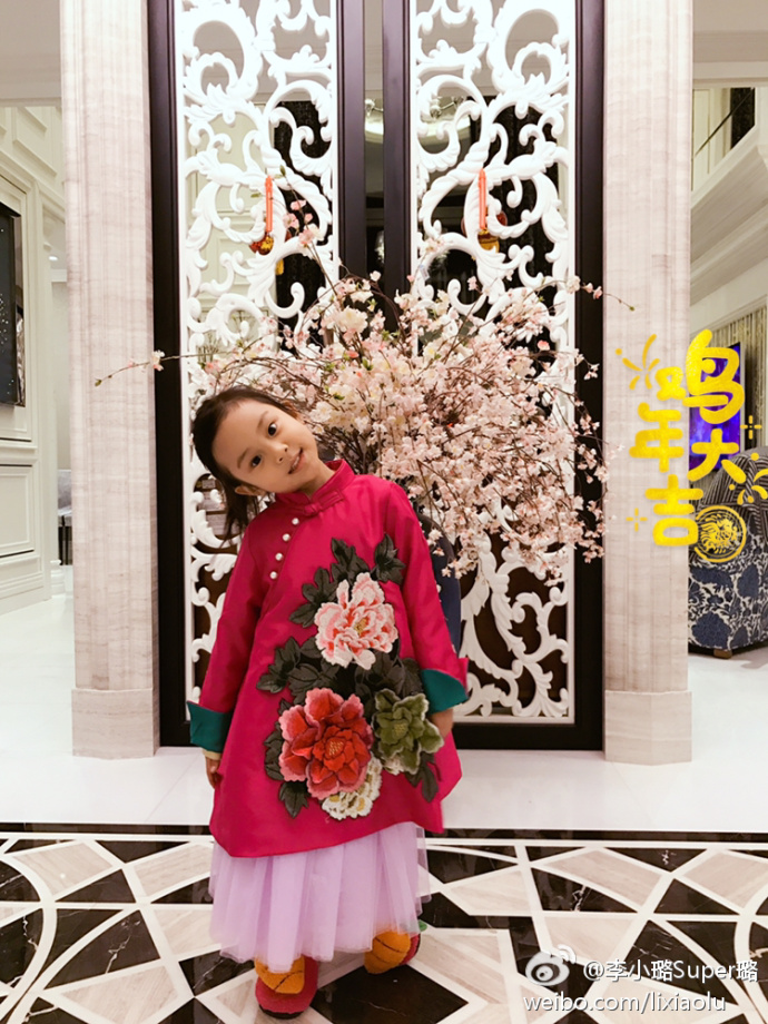 安吉考拉的视频,安吉考拉海边度假