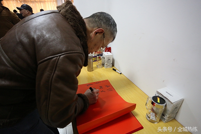 不忘初心砥砺前行哪次会议,不忘初心砥砺前行年会主题