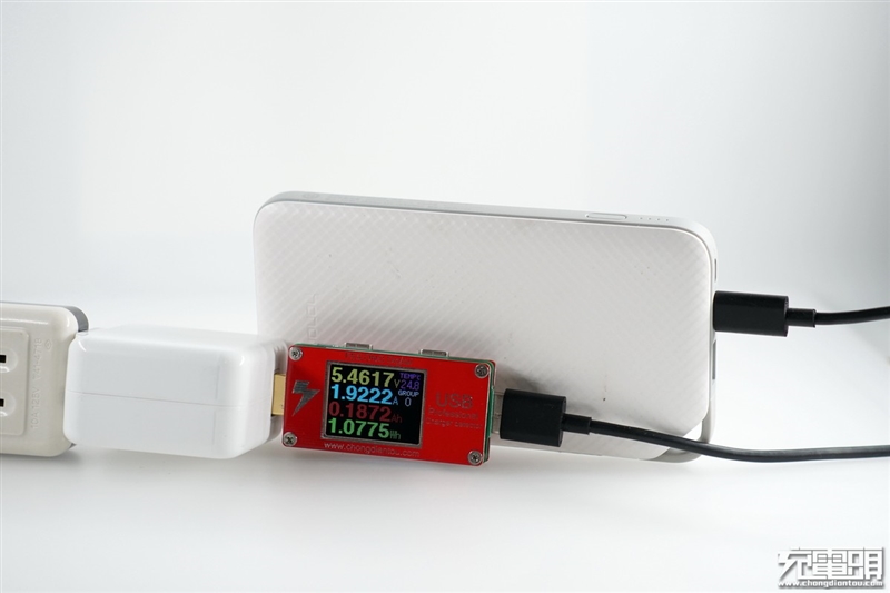 x90120w充电器拆解,9x充电头拆解视频