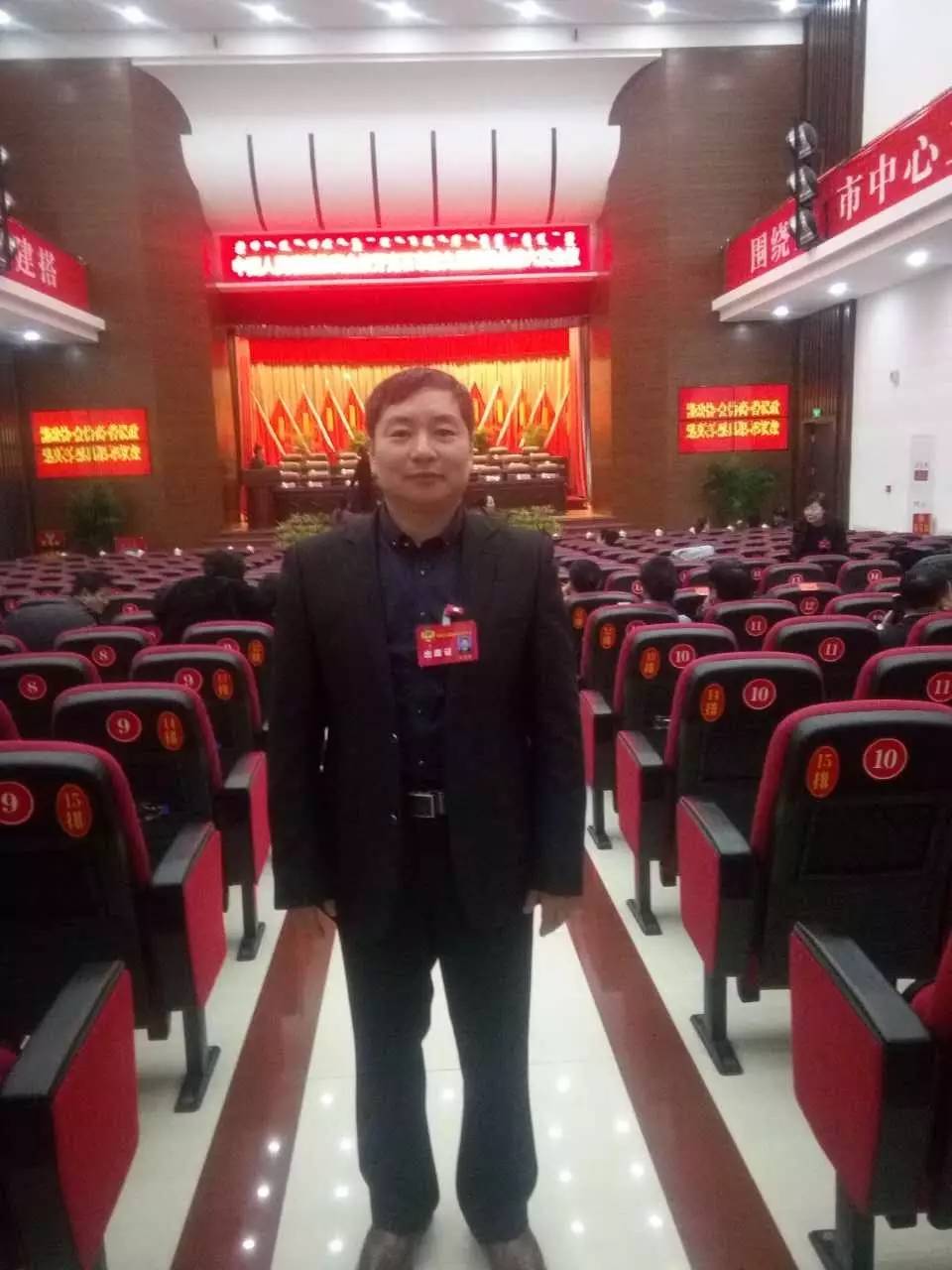 聚焦两会政协委员谈报告,聚焦两会区人大代表热议工作报告