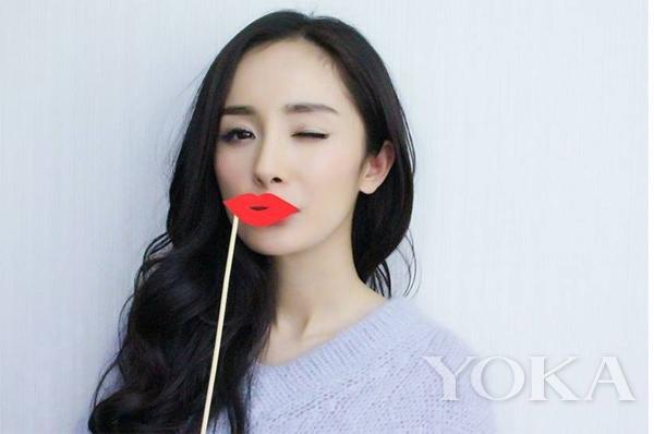 杨幂家中有钱吗,杨幂家里有多少钱