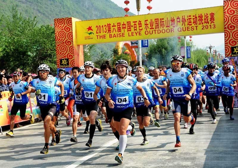 别再说你会玩了，看过他们后，估计你就默默去面壁了……