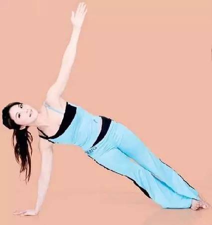 最有效减肥瑜伽动作图片,瑜伽入门课程从零开始学瑜伽瘦腿