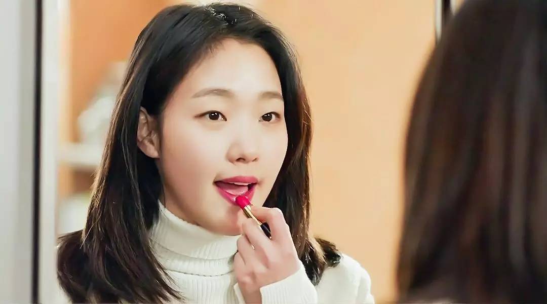 杭州-3℃，西湖边却开出了10000朵鲜花墙，只为让你度过一个史上最最少女心的情人节……