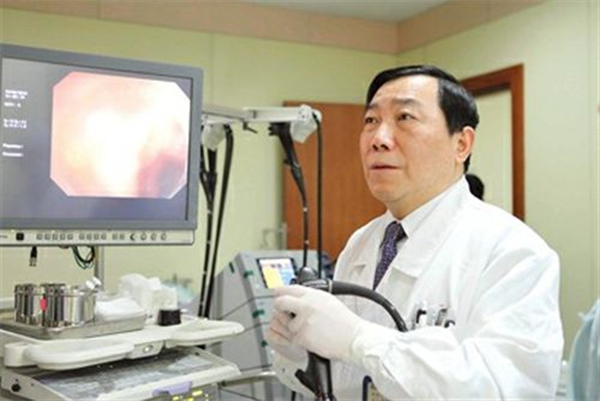 中山医院内镜中心姚礼庆多大年龄 (徐汇中心医院内镜中心姚礼庆)