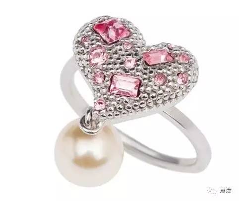 2·14送礼秘招：怎样的粉色浪漫，才能直戳女盆友的小心心！