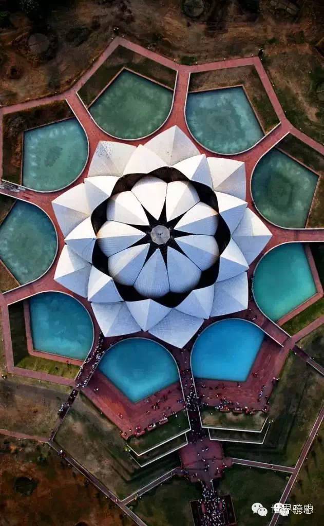 这个免签邻国最近因为一部电影又火了,简直美到逆天!