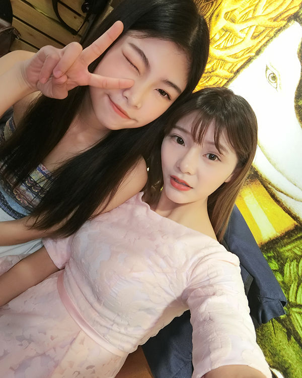 卡西欧自拍神器tr750怎么换电池,卡西欧tr750拍照效果