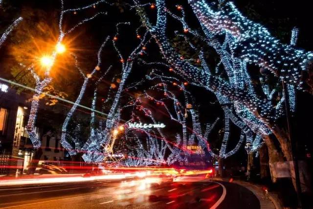 赵雷的歌曲成都在哪里火的,赵雷唱红了成都