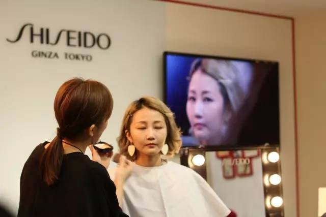 日本资生堂蜜粉,资生堂最新款心机蜜粉