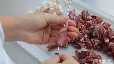 饕餮地铁线｜上海地铁2号线美食地图大曝光！老司机快上车~