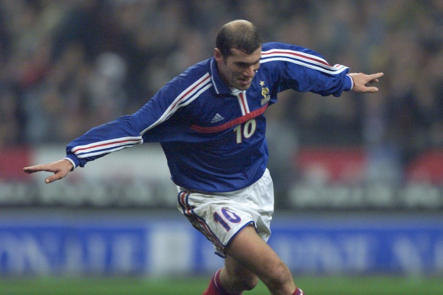 世界足坛史上十大巨星top10,世界十大传奇足球球星