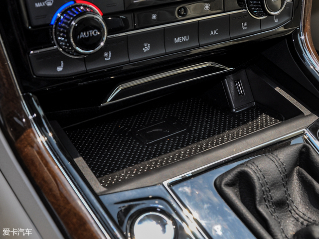 星光熠熠2016年那些被明星加持的新车