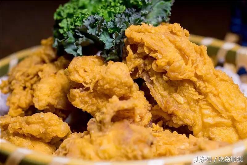 最火的足球主题餐厅,足球主题餐吧