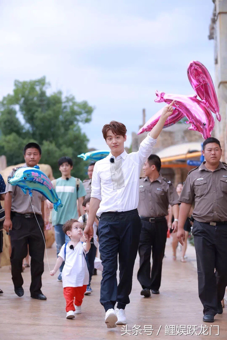 放开我北鼻2易烊千玺安慰jackson,放开我北鼻2马天宇变成橘子