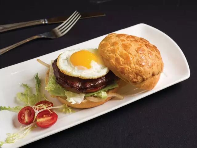 香港地道美食菠萝包,香港十大美食菠萝包