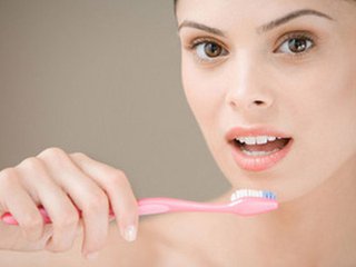 孕妇怀孕后牙龈出血怎么办,孕妈妈牙龈肿痛出血怎么办