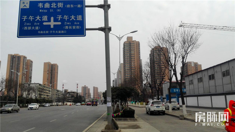 左边万科城,右边智慧城,合能公馆在长安一点也不偏!