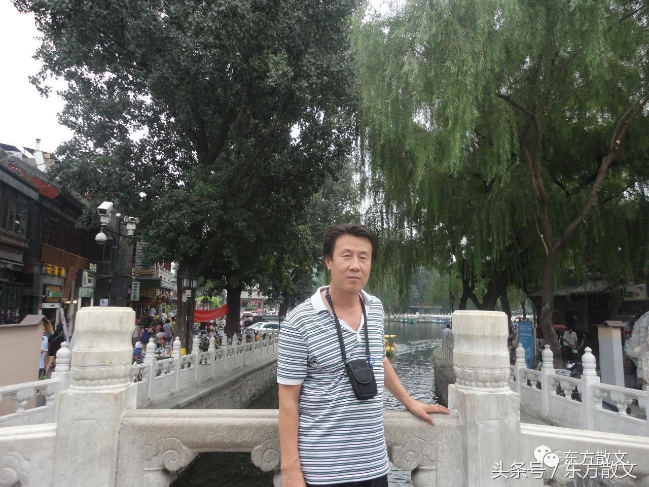 父亲的心中如座高山,父亲心里都是伟岸的靠山