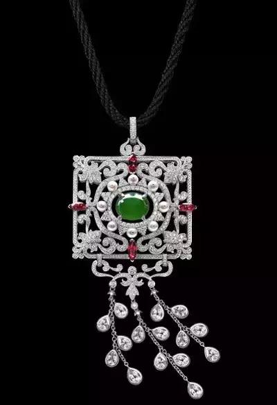 翡翠镶嵌是银的好还是18k金的好,k金镶嵌翡翠定制