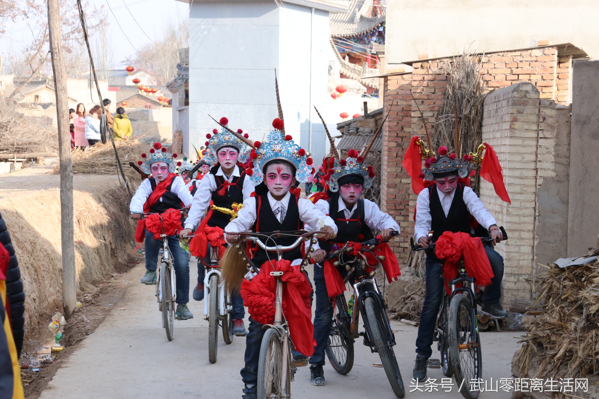 武山秧歌航拍,武山秧歌耍马