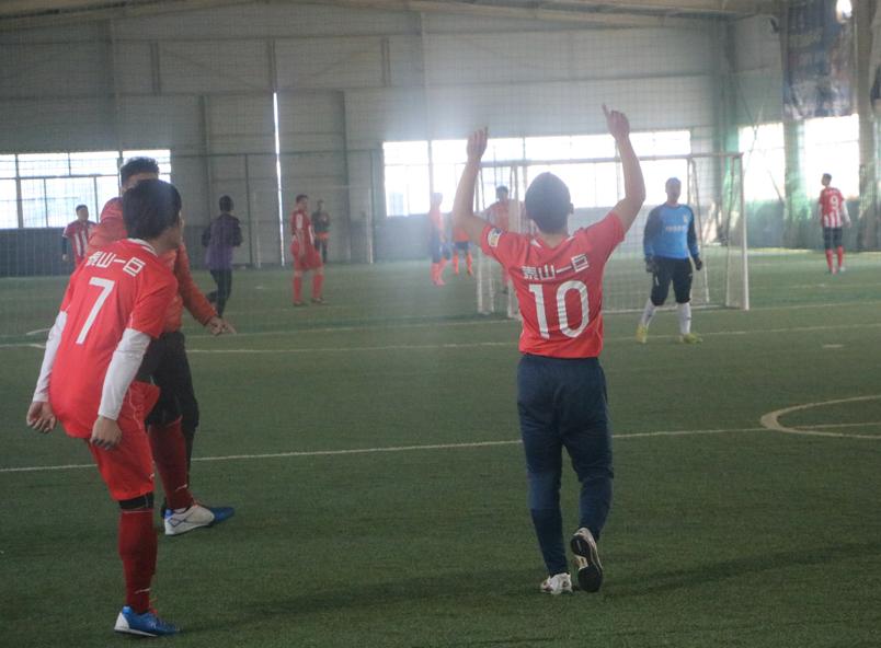 *安泰**足球本周最闪亮的明星，4分钟帽子戏法，帅爆了