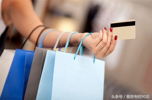 为什么有些人收入不高却花钱,为什么有些人挣钱不多还开豪车