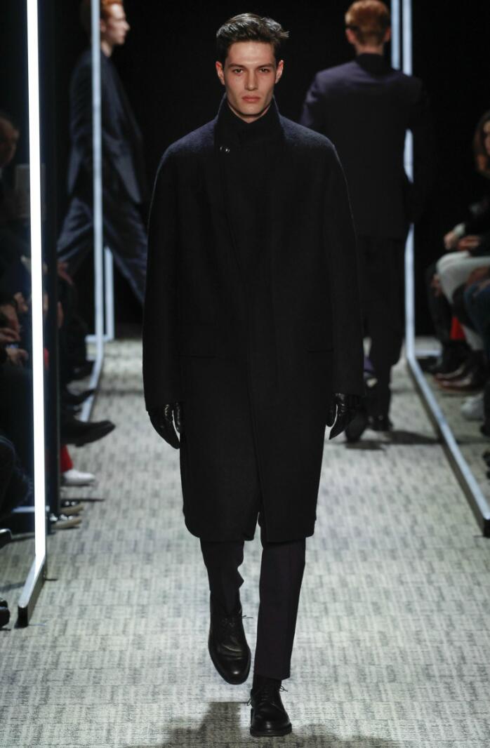 秋冬简约男装,20年秋冬男装流行风格