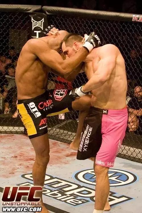 残暴封神十年不败,一朝断腿霸业不再!致敬“传奇”蜘蛛人!