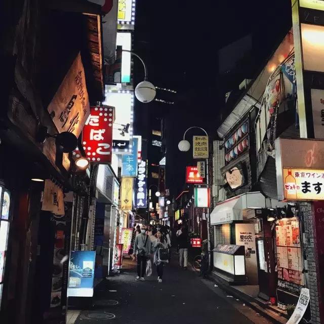 朴灿烈的个人抖音,抖音网红版朴灿烈