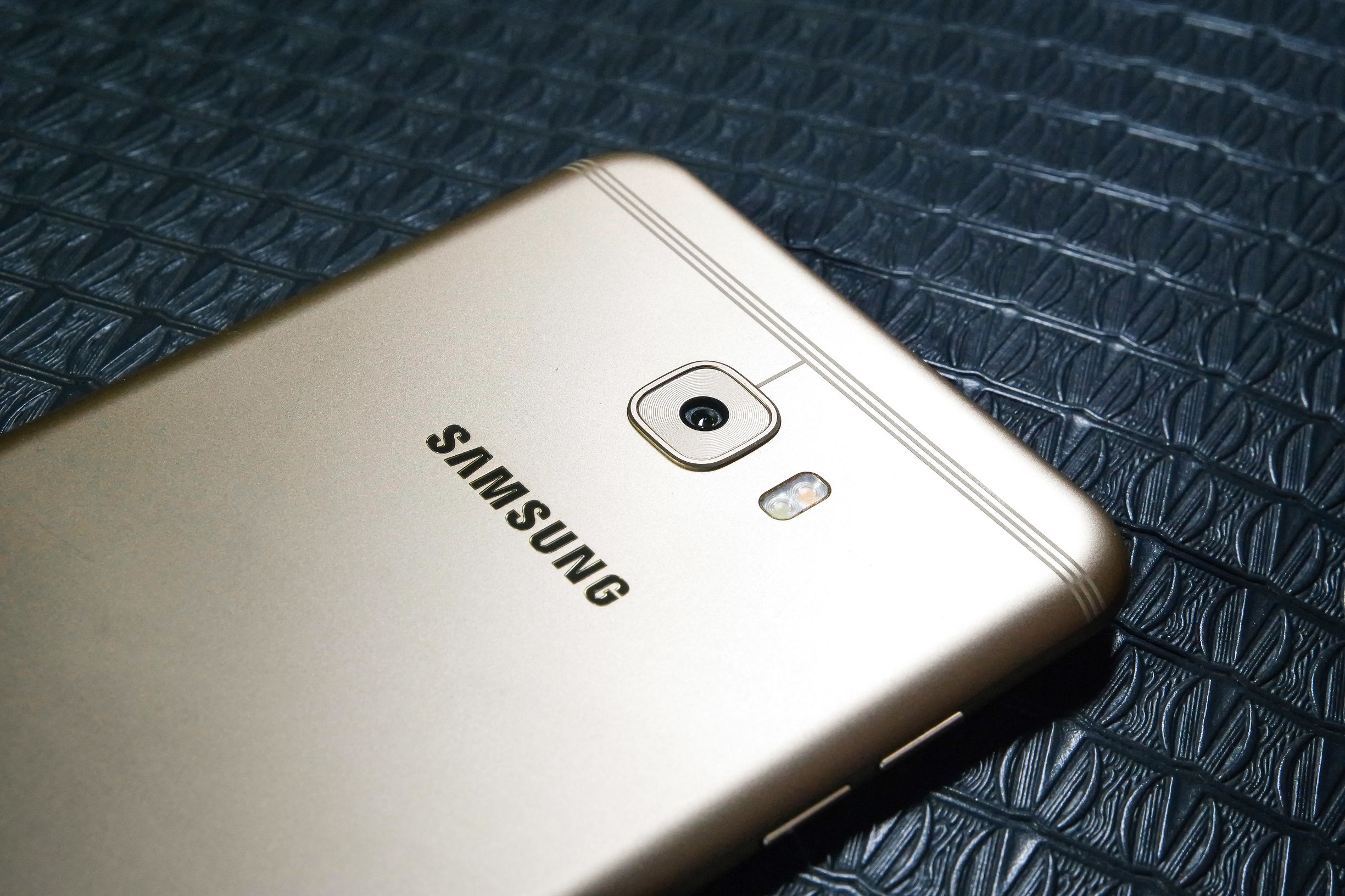 三星盖乐世c7pro好吗,盖乐世pro对比857