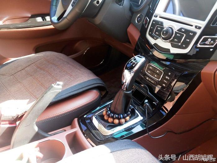 比亚迪速锐排挡头怎样拆,比亚迪速锐排挡防尘套怎么装