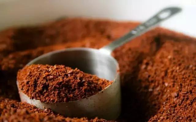 大卫杜夫算是大牌香水吗,大卫杜夫烟属于什么档次