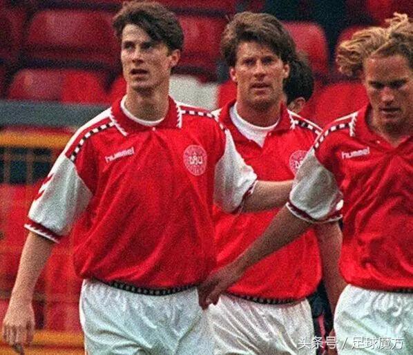 博格巴兄弟打欧冠,博格巴躺冠欧洲杯