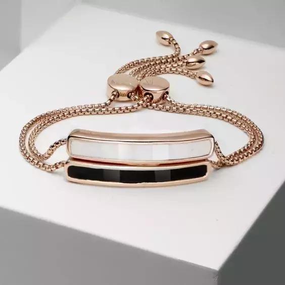 明星同款百元饰品,百元能买到什么化妆品