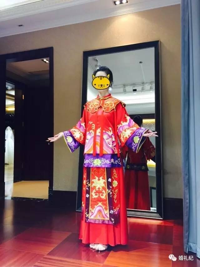 太瘦婚纱撑不起来?她们试完10家店,发现这3个款式最遮骨头