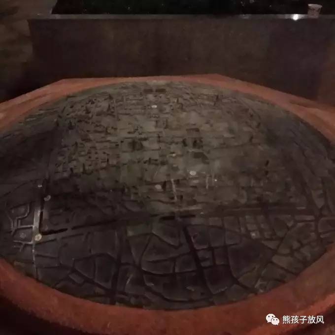 能在异国被警察抓也没谁了吧？这是我的清迈，和你去的不一样！