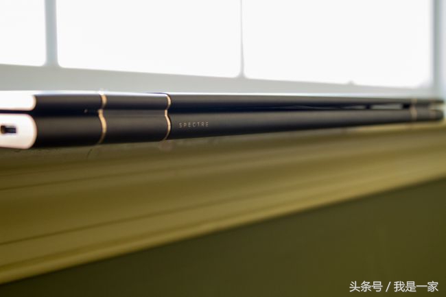 惠普Spectrex36015测评：确实很抢眼