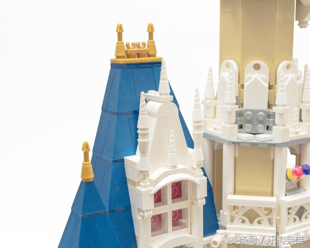 迪士尼乐高城堡对比,乐高新旧迪士尼城堡推荐