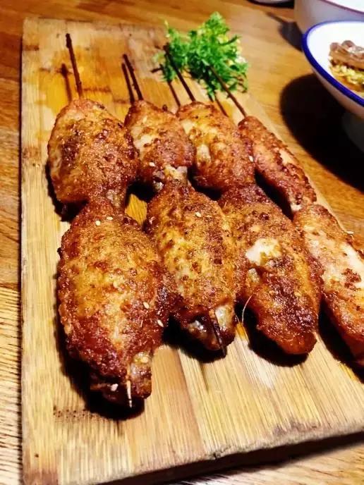 11大商场45家好吃餐厅，上海各大商场觅食指南，逛到哪吃到哪