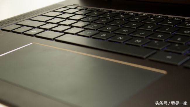 惠普Spectrex36015测评：确实很抢眼