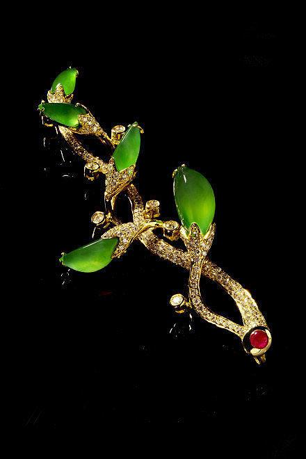 有关珠宝寓意美好的诗句,形容珠宝很漂亮最经典十首诗句