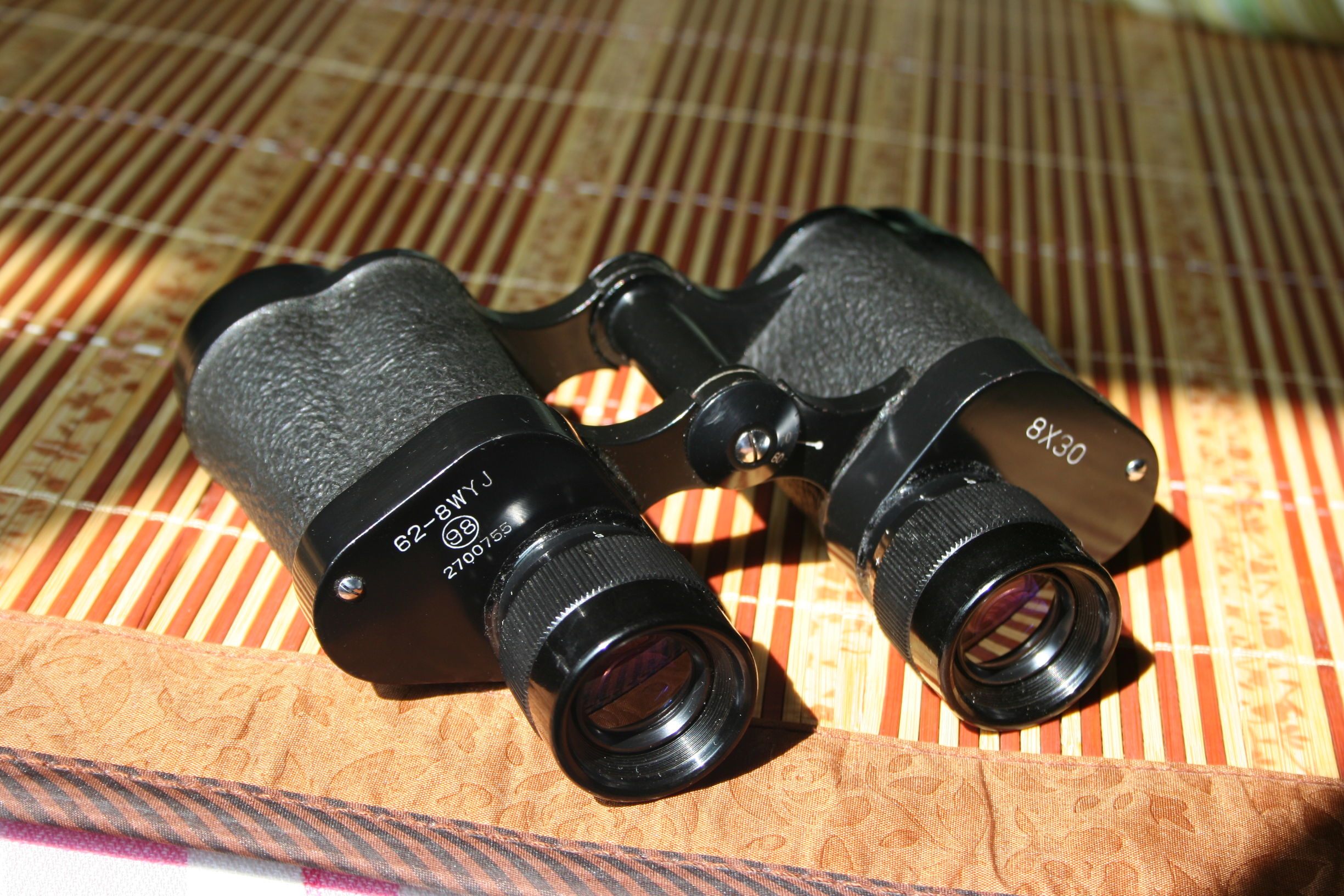 军事望远镜用的什么镜 (军用望远镜真的很清楚吗)