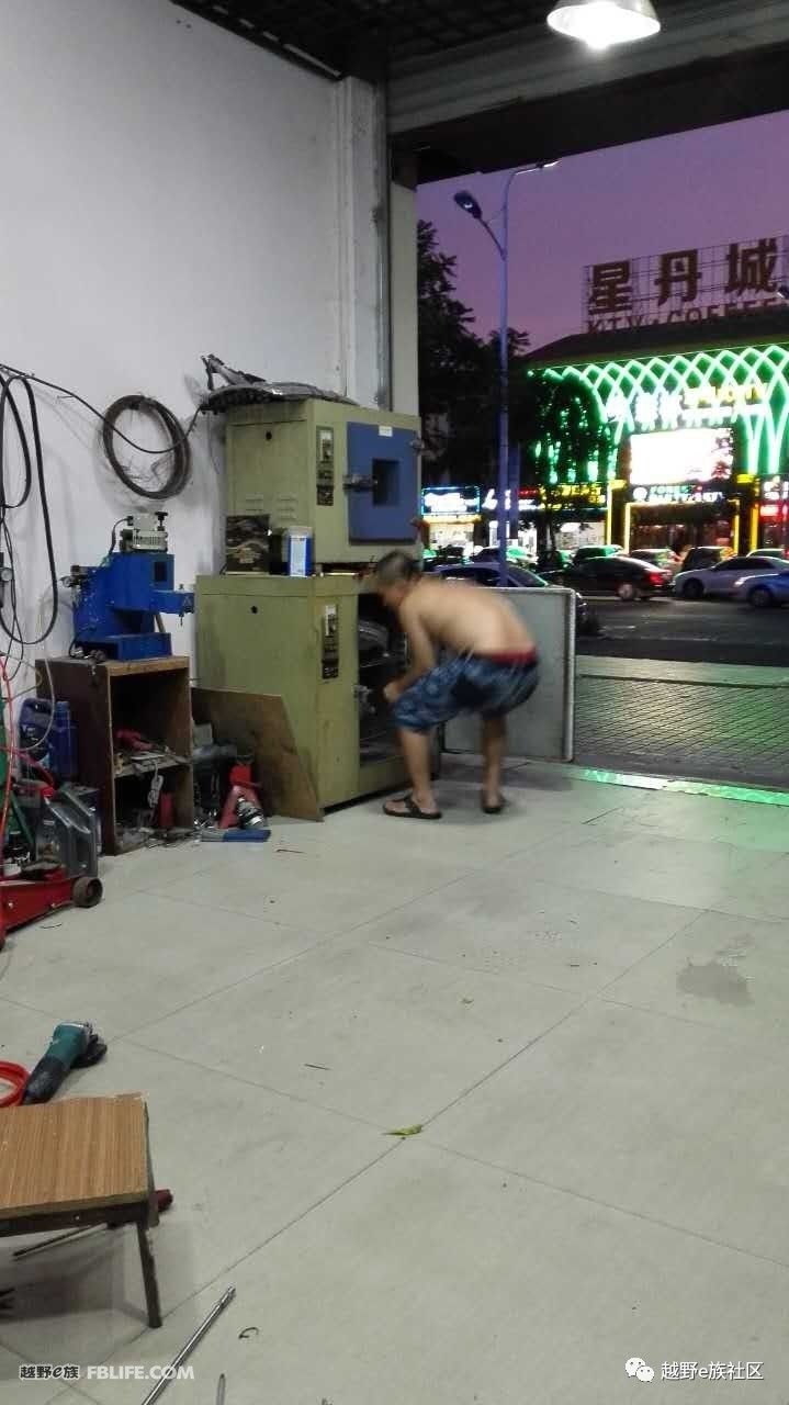 霸道120升级灯光海拉6透镜