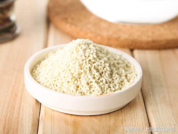 味精跟鸡粉哪个更健康更好,鸡精味精好还是鸡粉添加剂好