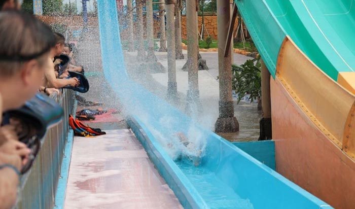 平江亚马逊一日游,平江亚马逊有哪些项目