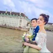 太瘦婚纱撑不起来?她们试完10家店,发现这3个款式最遮骨头